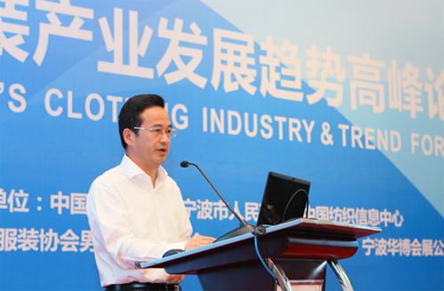 宁波市人民政府副秘书长胡望荣